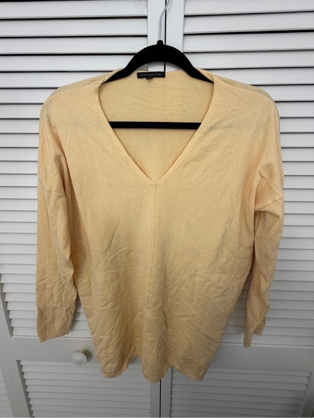Staccato Women's Yellow V-Neck Long Sleeve Top Size L